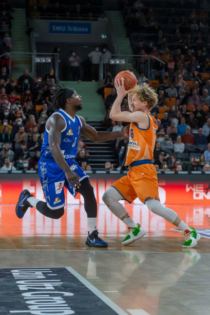 申花队通过 申花队通过