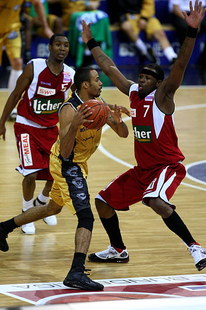 在场上犀利 在场上犀利