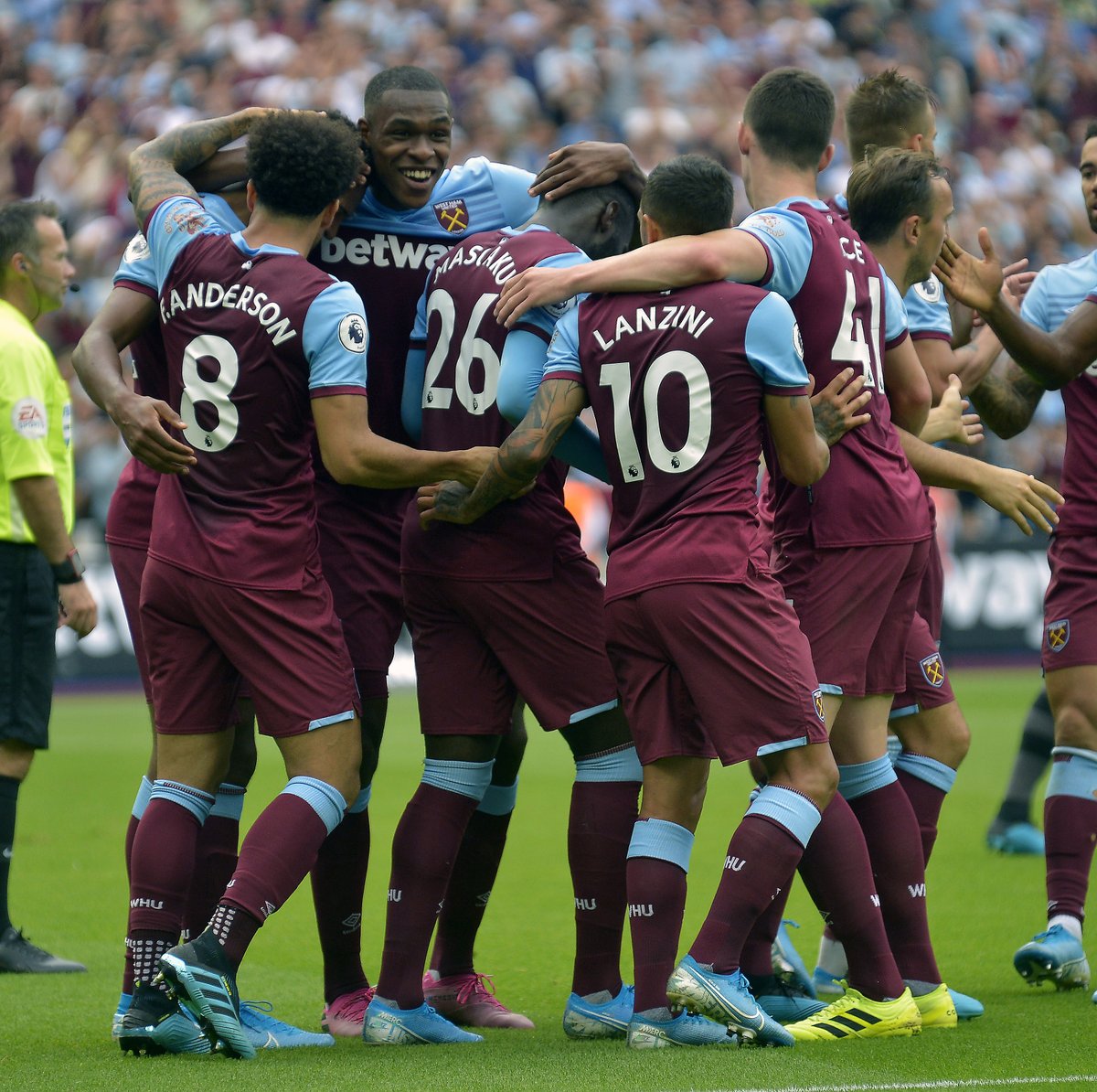 归安菲尔德 归安菲尔德